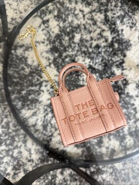 Marc Jacobs Nano Tote Bag in Blush Peach Leather
